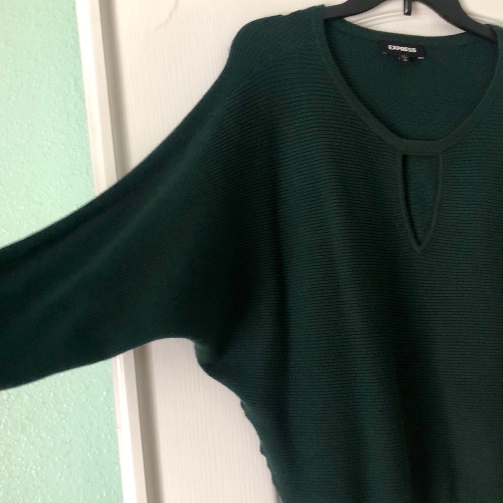 Express Sweater - Picture 5 of 9